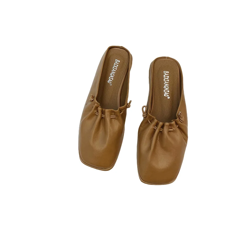 Shoes Ladies' Slippers Luxury Slides Shallow PU Mules For Women 2021 Pantofle Designer Flat New Pleated Rubber Basic Shoes PU Sh
Shoes Ladies' Slippers Luxury Slides Shallow PU Mules For Women 2021 Pantofle Designer Flat New Pleated Rubber Basic Shoes PU Sh