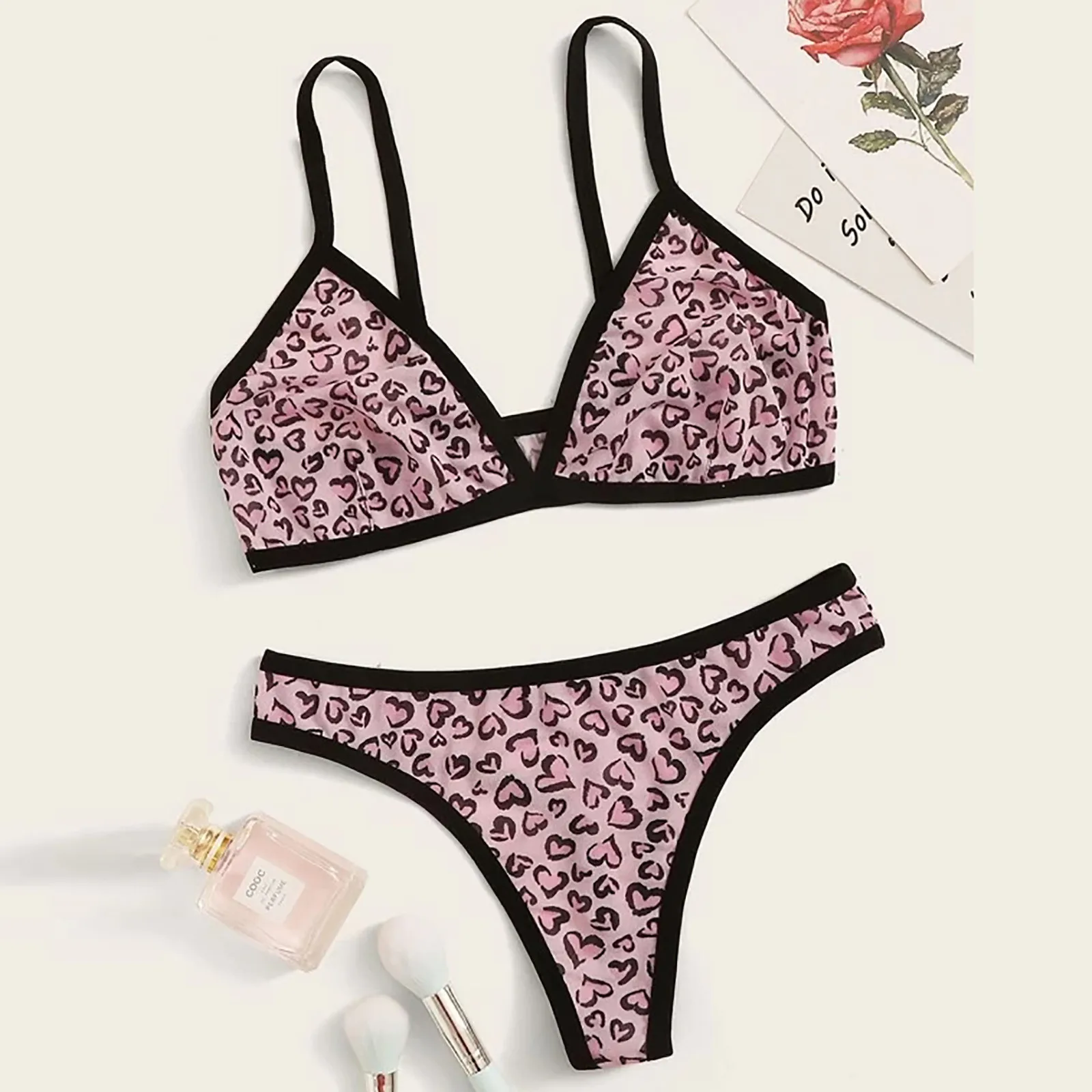 Sexy Lingerie Bra Panty Set Women Lace Wire Free Underwear Set Leopard Printing Seamless Women's Underwear Temptation Bra Sets
Sexy Lingerie Bra Panty Set Women Lace Wire Free Underwear Set Leopard Printing Seamless Women's Underwear Temptation Bra Sets