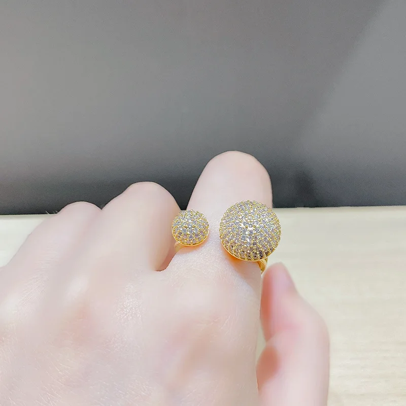 Wholesale Elegant Socialite Open Ring Noble Rhinestone Zircon Adjustable Fashion Ornament
Wholesale Elegant Socialite Open Ring Noble Rhinestone Zircon Adjustable Fashion Ornament