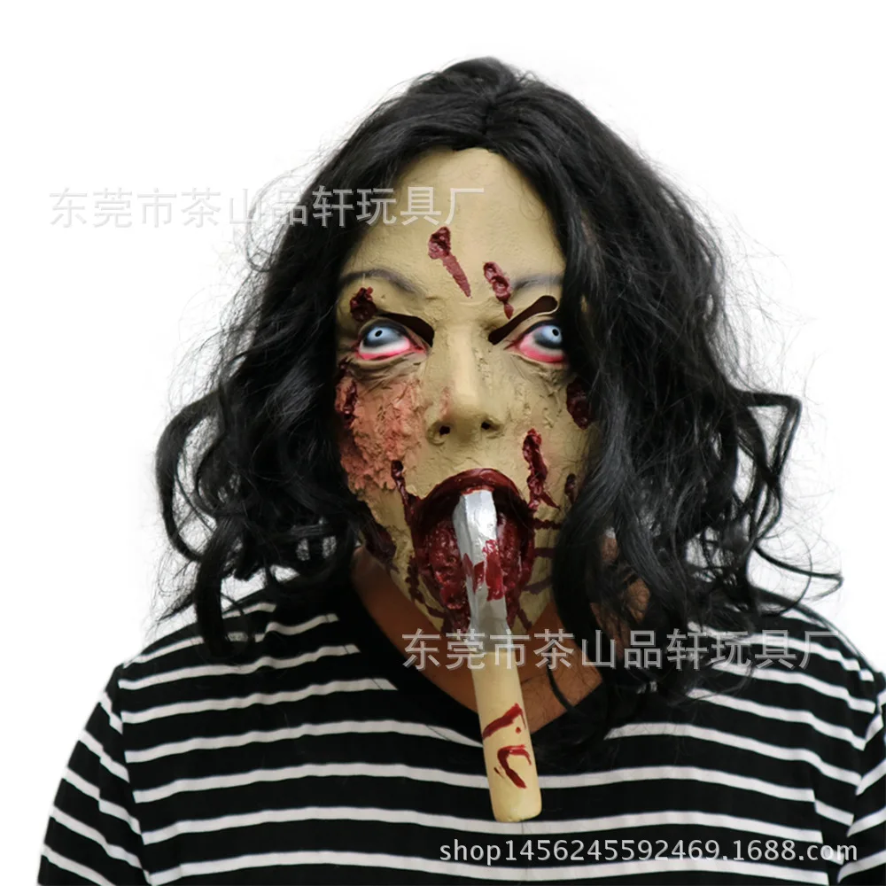 Halloween mask horror haunted house secret room mask prop axe ghost with hair mask head trick prop
Halloween mask horror haunted house secret room mask prop axe ghost with hair mask head trick prop
