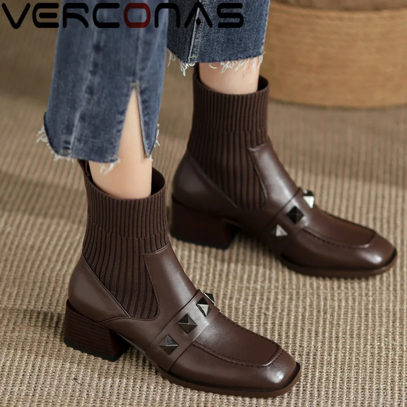 VERCONAS Retro Woman Ankle Boots Autumn Winter Warm Cow Leather Party Office Prom Basic Classic Rivet Decoration Shoes Woman
VERCONAS Retro Woman Ankle Boots Autumn Winter Warm Cow Leather Party Office Prom Basic Classic Rivet Decoration Shoes Woman