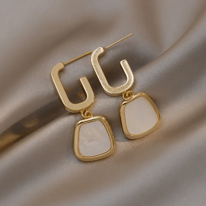 New Style Tassel Earrings 925 Silver Needle Fashion Jewelry Drop Pearl Earrings Birthday Gift Women's Jewelry Unusual Earrings
New Style Tassel Earrings 925 Silver Needle Fashion Jewelry Drop Pearl Earrings Birthday Gift Women's Jewelry Unusual Earrings