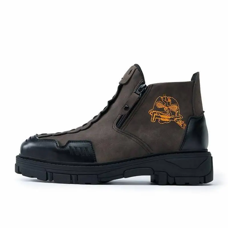 2021 New Men's Shoes Fashion Personality Outdoor Special Low-top PU Side Zipper Embroidery Platform Heel Ankle Boots ZZ342
2021 New Men's Shoes Fashion Personality Outdoor Special Low-top PU Side Zipper Embroidery Platform Heel Ankle Boots ZZ342