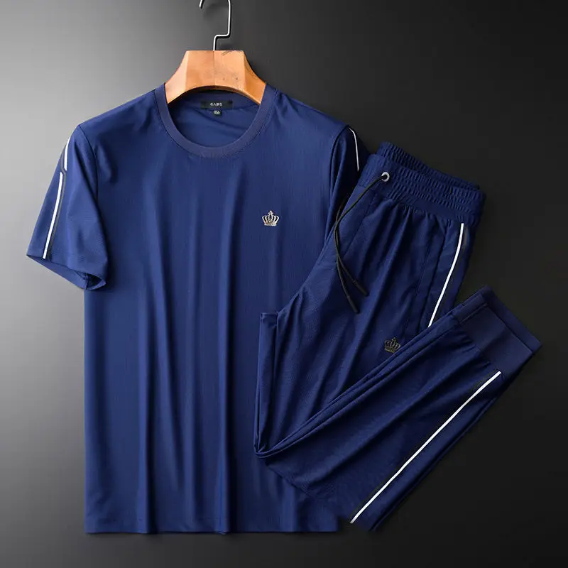Summer new press printing leisure sports short sleeve suit men's fashion bead mesh breathable two piece men's suit
Summer new press printing leisure sports short sleeve suit men's fashion bead mesh breathable two piece men's suit