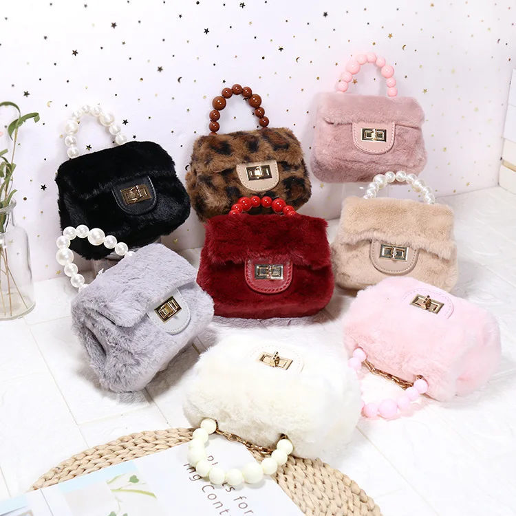 Kids Mini Purses and Handbags 2021 Faux Fur Crossbody Bags for Women Coin Wallet Girls Party Hand Bags Baby Money Clutch Bag
Kids Mini Purses and Handbags 2021 Faux Fur Crossbody Bags for Women Coin Wallet Girls Party Hand Bags Baby Money Clutch Bag
