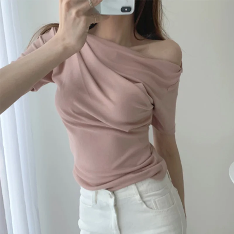 Sexy Slash Neck Shoulder Strapless Draped T Shirt Women Pullover Long Sleeve Slim Fit Tees Spring 2021 New Lady Top
Sexy Slash Neck Shoulder Strapless Draped T Shirt Women Pullover Long Sleeve Slim Fit Tees Spring 2021 New Lady Top