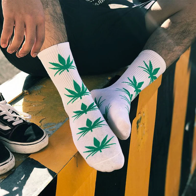 Man Fashion comfortable high quality cotton socks leaf maple leaves casual long paragraph hemp weed boat socks spring and autumn
Man Fashion comfortable high quality cotton socks leaf maple leaves casual long paragraph hemp weed boat socks spring and autumn