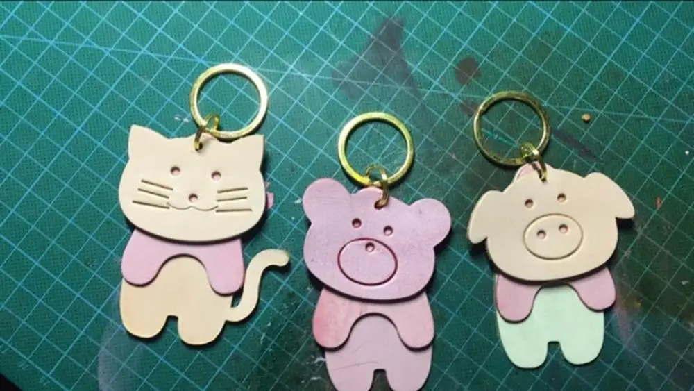 Japan Steel Blade Wooden Die Animal Key Ring Pendant Leather Craft Punch Hand Tool Cut Knife Mould Sewing Accessories 
Japan Steel Blade Wooden Die Animal Key Ring Pendant Leather Craft Punch Hand Tool Cut Knife Mould Sewing Accessories