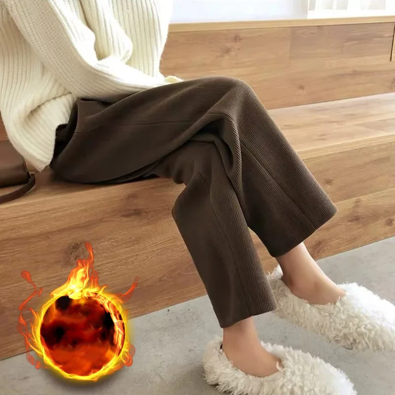 Женские вельветовые брюки Limiguyue, теплые свободные прямые брюки с высокой талией, коричневые брюки, размеры 4XL, K3533, для осени и зимы
Женские вельветовые брюки Limiguyue, теплые свободные прямые брюки с высокой талией, коричневые брюки, размеры 4XL, K3533, для осени и зимы