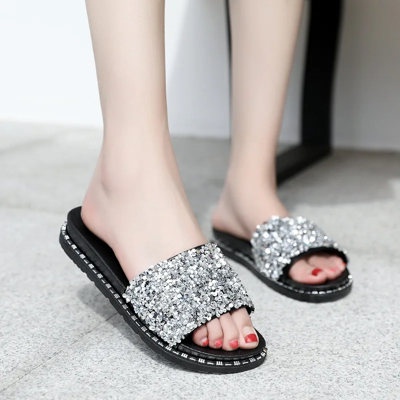 Summer New Pattern Tide Dril Outdoor Versatile Korean Women's Sandals Comfortable Without Grinding Feet Fashionable Shoes
Summer New Pattern Tide Dril Outdoor Versatile Korean Women's Sandals Comfortable Without Grinding Feet Fashionable Shoes