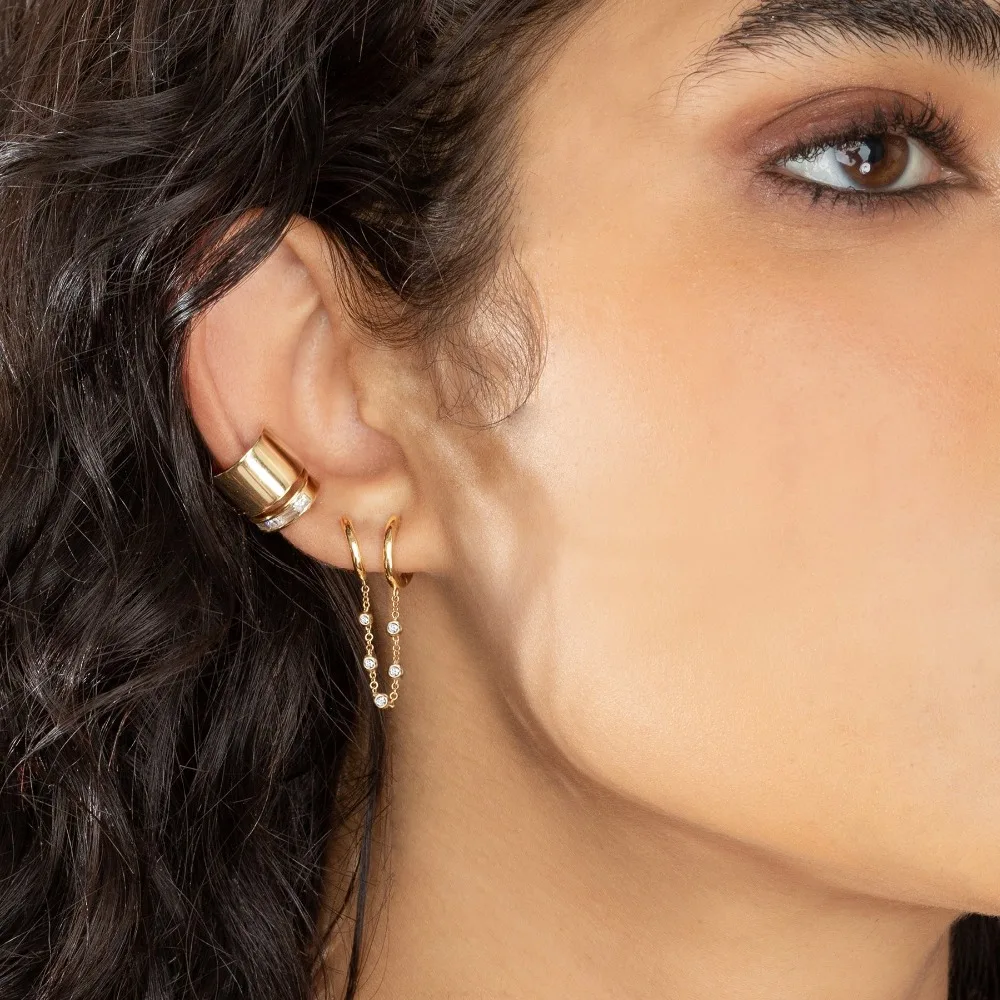 Double hole mini Gold hoop with cz station chain girlfriend gift top quality 925 sterling silver girl tassel earring
Double hole mini Gold hoop with cz station chain girlfriend gift top quality 925 sterling silver girl tassel earring