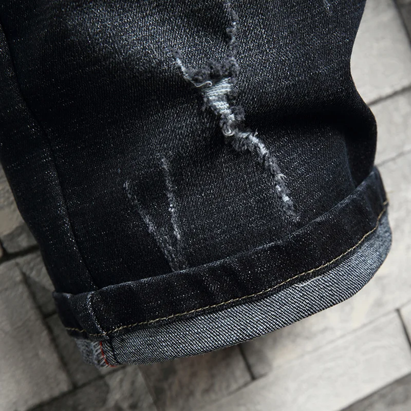 2020 Summer New Men's Ripped Denim Shorts Fashion Casual Classic Style Brand Regular Fit Short Jeans Male Black Blue
2020 Summer New Men's Ripped Denim Shorts Fashion Casual Classic Style Brand Regular Fit Short Jeans Male Black Blue