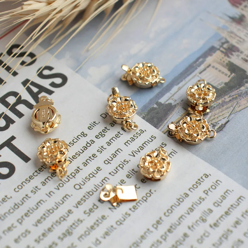 14K clip buckle flower modeling bag gold color for DIY, necklaces, earrings, accessories, jewelry and hardware
14K clip buckle flower modeling bag gold color for DIY, necklaces, earrings, accessories, jewelry and hardware