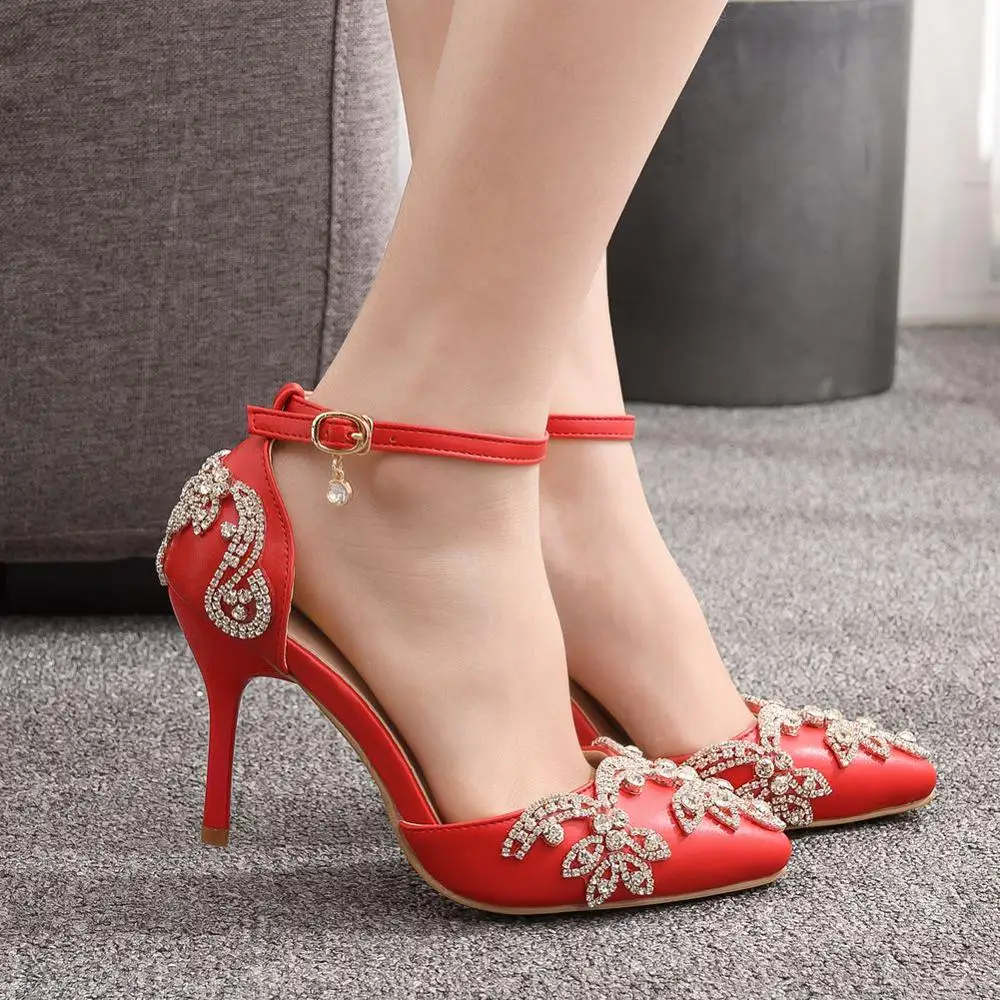 Women Shoes High Heels Wedding Thin Heels White Diamond Glittering Evening Dress Sandals Bride RED Shoes Crystal Pumps For Party
Women Shoes High Heels Wedding Thin Heels White Diamond Glittering Evening Dress Sandals Bride RED Shoes Crystal Pumps For Party