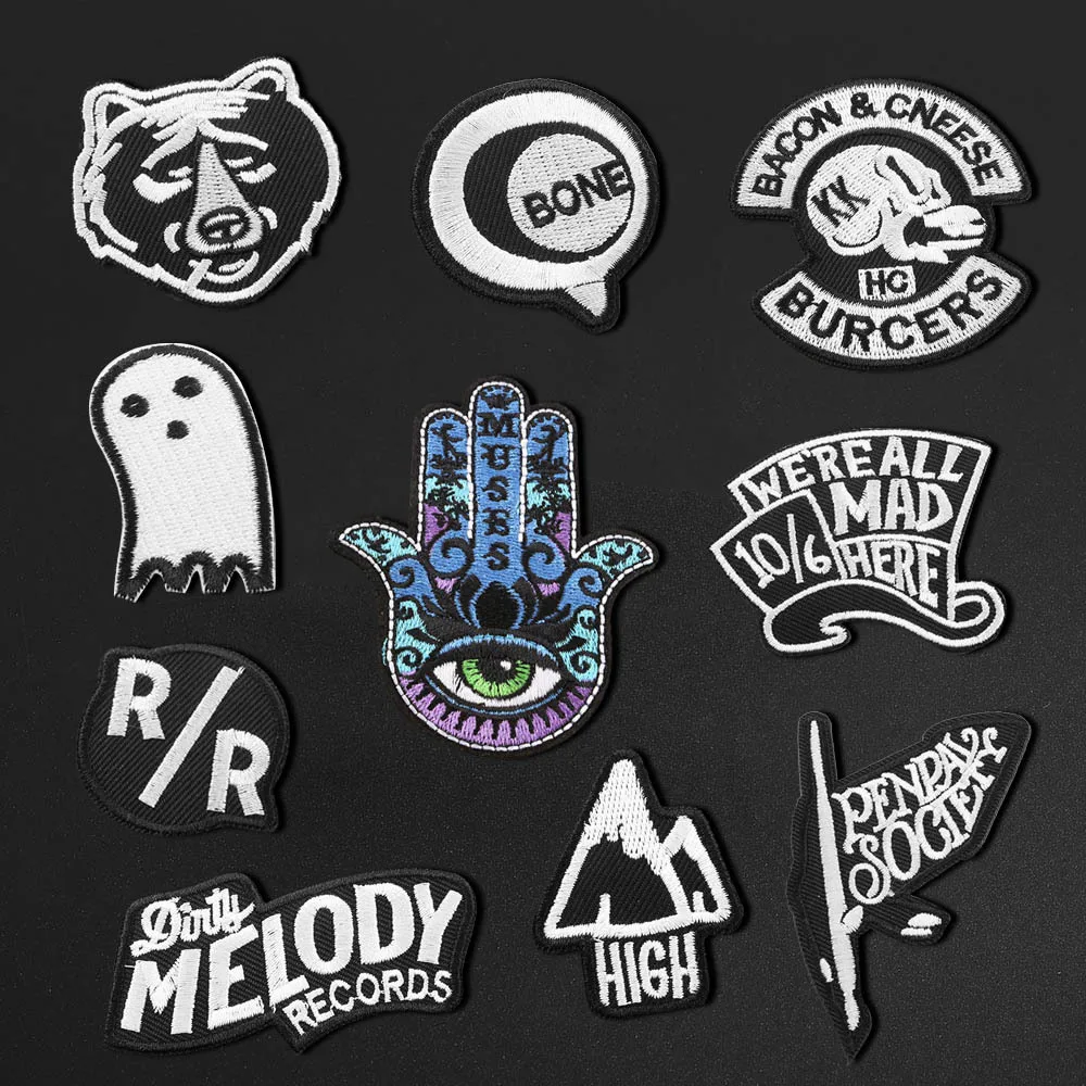 Punk skull black bear Patches for Clothing Iron on Embroidered Applique letter Patch Badges Garment DIY Apparel Accessory
Punk skull black bear Patches for Clothing Iron on Embroidered Applique letter Patch Badges Garment DIY Apparel Accessory