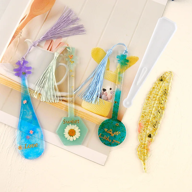 Silicone Bookmark Mold Epoxy Resin Molds UV Resin Casting Tools For Jewelry Making DIY Handmade Craft 
Silicone Bookmark Mold Epoxy Resin Molds UV Resin Casting Tools For Jewelry Making DIY Handmade Craft