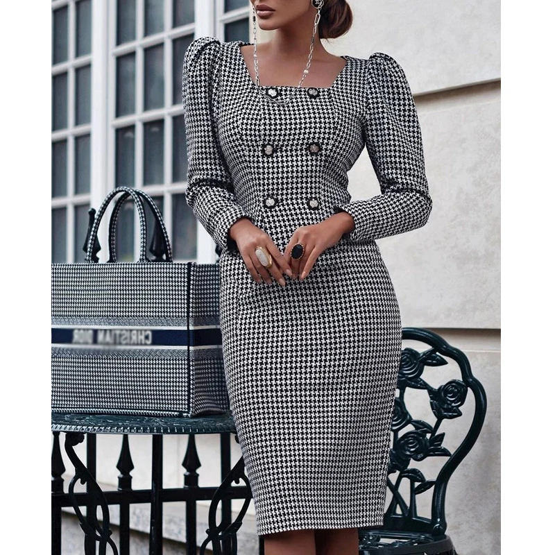 Autumn And Winter New French Retro Temperament Checkered Print Square Neck Long Sleeve Waist Closing Thin Hip Wrap Dress
Autumn And Winter New French Retro Temperament Checkered Print Square Neck Long Sleeve Waist Closing Thin Hip Wrap Dress