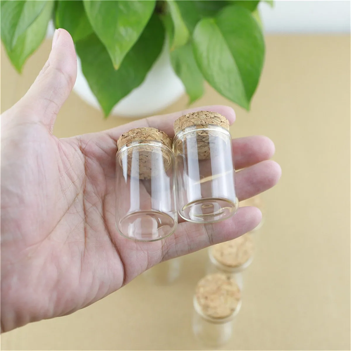 24pcs/lot DIY Jars Mini Glass Bottle 30*40mm 15ml Test Tube Cork Stopper Spice Bottles Container Small Vials Tiny Bottles glass
24pcs/lot DIY Jars Mini Glass Bottle 30*40mm 15ml Test Tube Cork Stopper Spice Bottles Container Small Vials Tiny Bottles glass
