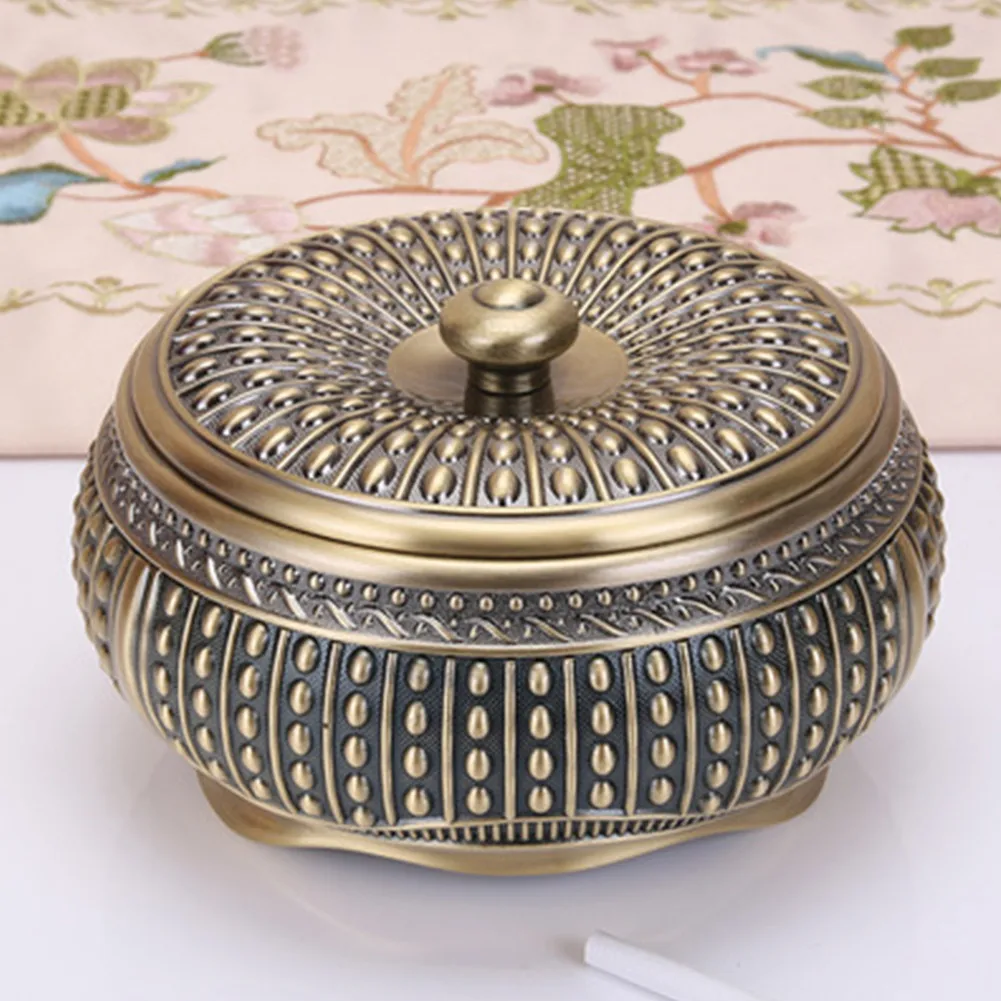 European Style Retro Spherical With Lid Windproof Living Smoke Cup Room Bedroom Windproof Smoke Cup With Lid Smoke Cups Holder
European Style Retro Spherical With Lid Windproof Living Smoke Cup Room Bedroom Windproof Smoke Cup With Lid Smoke Cups Holder