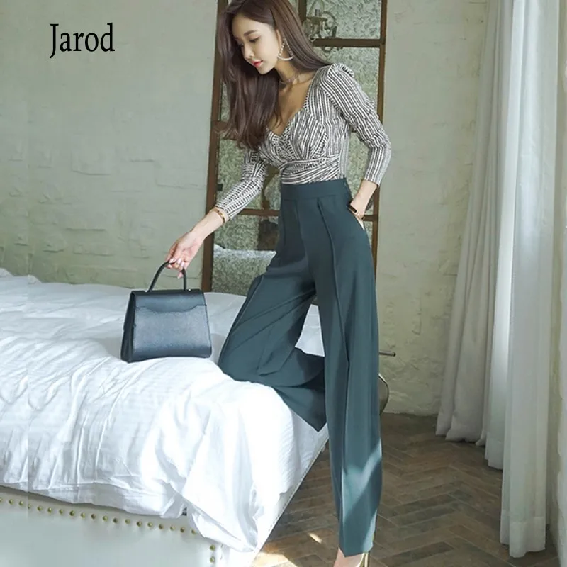 Korean Two Piece Set Office OL Lady Long Sleeve V Neck Printed Blouse+High Waist Straight Pant Suits 2020 Spring Women's set
Korean Two Piece Set Office OL Lady Long Sleeve V Neck Printed Blouse+High Waist Straight Pant Suits 2020 Spring Women's set