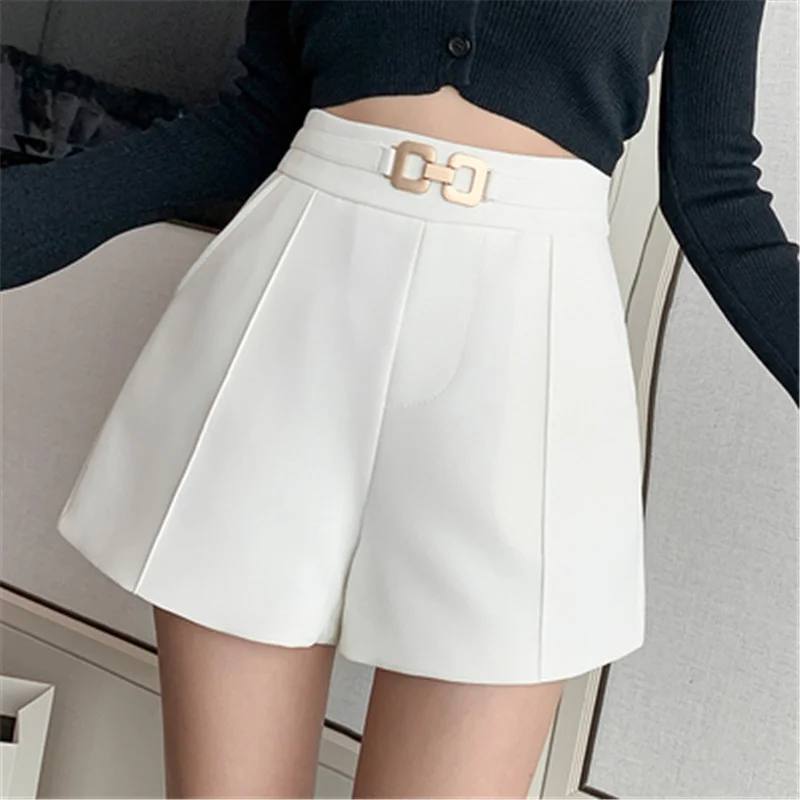 Wide-leg Short pants For Women Korean Fashion high Waist Loose Casual Short Pants black Loose A line Shorts Femme suit shorts
Wide-leg Short pants For Women Korean Fashion high Waist Loose Casual Short Pants black Loose A line Shorts Femme suit shorts