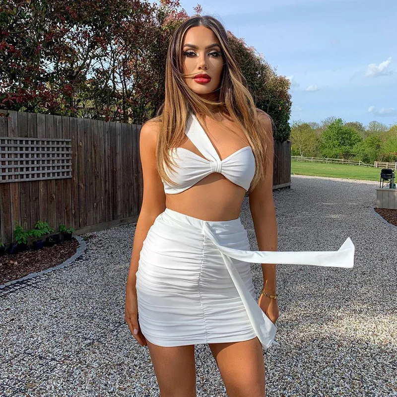 Sexy White Crop Top Side Split Mini Skirts Two Piece Set Women Twist One Shoulder 2 Piece Sets Summer White Party Clothes 2021
Sexy White Crop Top Side Split Mini Skirts Two Piece Set Women Twist One Shoulder 2 Piece Sets Summer White Party Clothes 2021