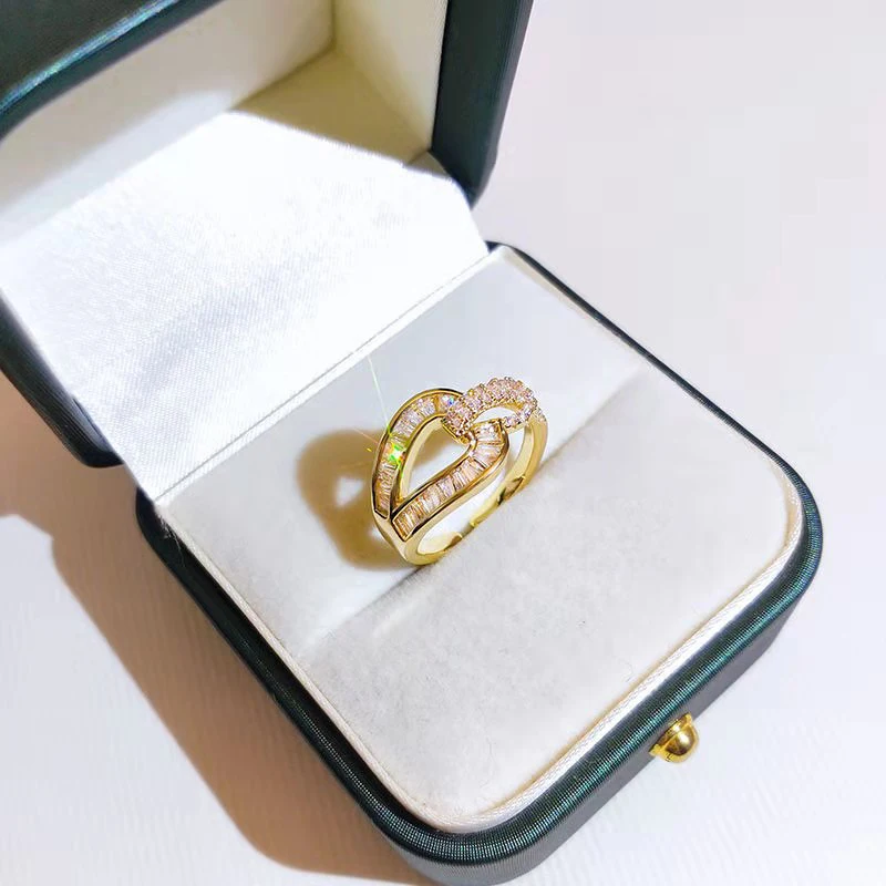 2021 Fashion New Rope Knot Micro Diamond Decoration Adjustable Cold Wind Ring Ladies Romantic Luxury Jewelry Gift
2021 Fashion New Rope Knot Micro Diamond Decoration Adjustable Cold Wind Ring Ladies Romantic Luxury Jewelry Gift