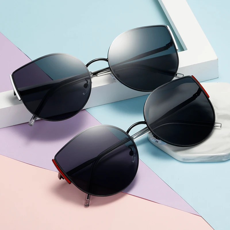 1Pcs Vintage Retro Women Cat Eye Sunglasses Fashion Shades Oversized Glasses Popular Driver Goggles
1Pcs Vintage Retro Women Cat Eye Sunglasses Fashion Shades Oversized Glasses Popular Driver Goggles