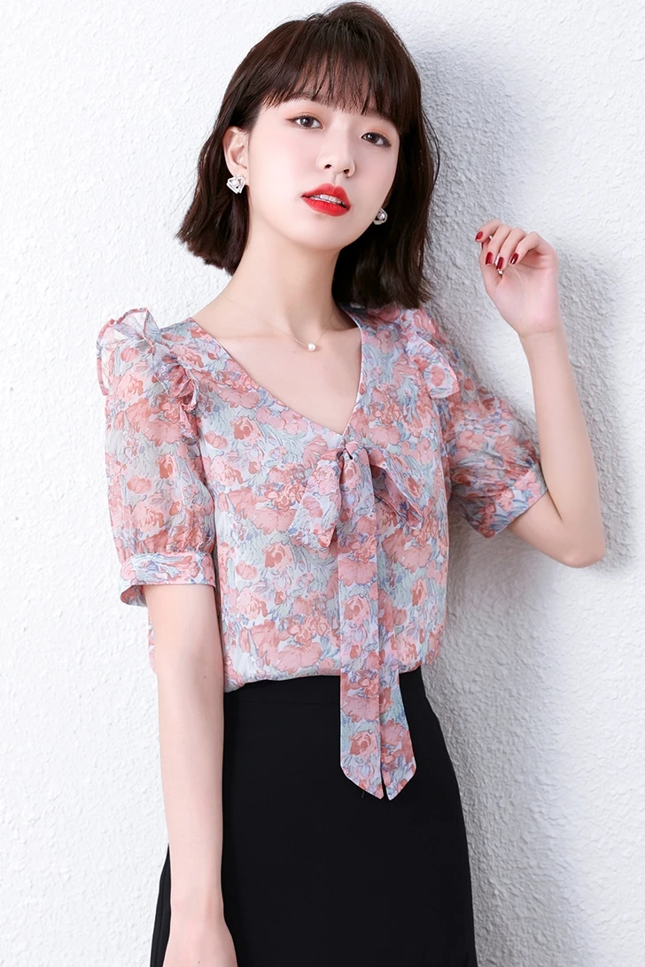 COIGARSAM Ruffles blouse women New Summer Short Sleeve Chiffon Belt V-Neck blusas womens tops and blouses 5166
COIGARSAM Ruffles blouse women New Summer Short Sleeve Chiffon Belt V-Neck blusas womens tops and blouses 5166