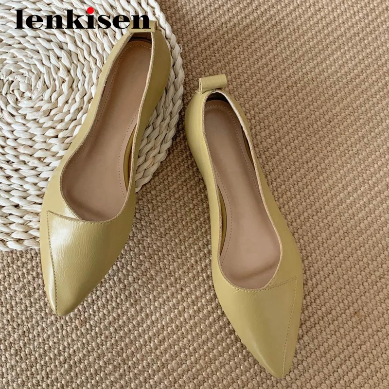 Lenkisen 2021 spring new style natural leather leisure pointed toe low heels slip on shallow korean girls maiden women pumps Ld2
Lenkisen 2021 spring new style natural leather leisure pointed toe low heels slip on shallow korean girls maiden women pumps Ld2