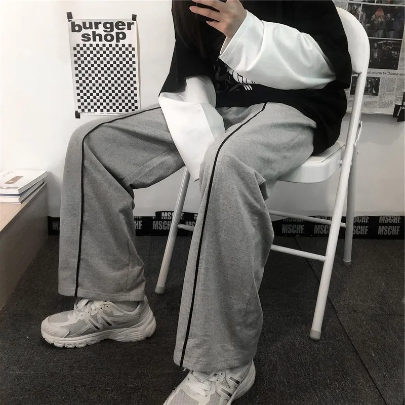 HOUZHOU Korean Fashion Gray Jogging Wide Leg Pants Women 2021 New Oversize Black Joggers Sweatpants Streetwear Loose Trousers
HOUZHOU Korean Fashion Gray Jogging Wide Leg Pants Women 2021 New Oversize Black Joggers Sweatpants Streetwear Loose Trousers