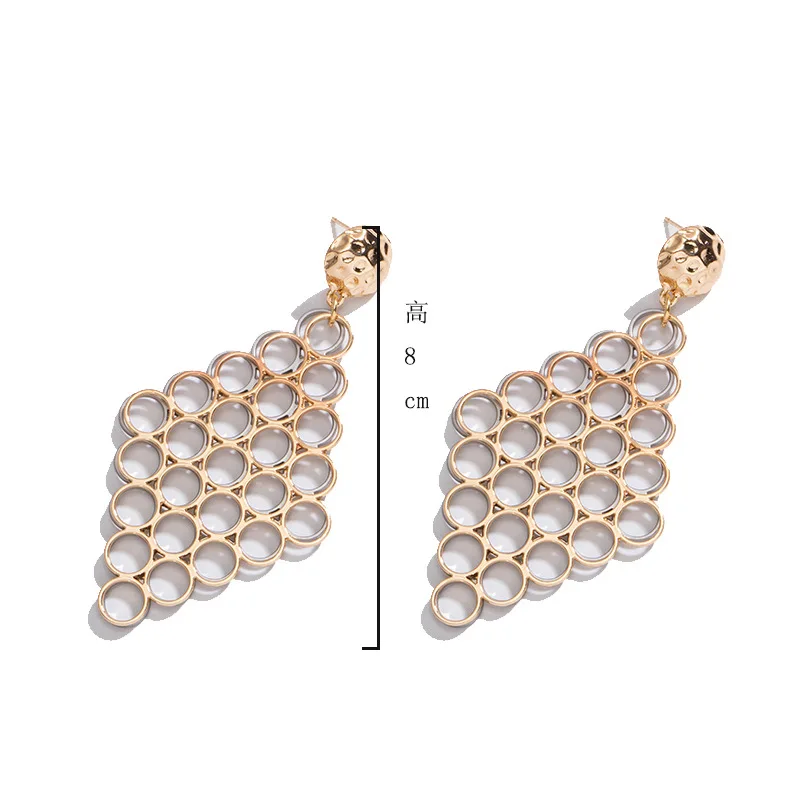 2020 New Fashion Geometric rhombus honeycomb circles exaggerated stud earrings for women
2020 New Fashion Geometric rhombus honeycomb circles exaggerated stud earrings for women