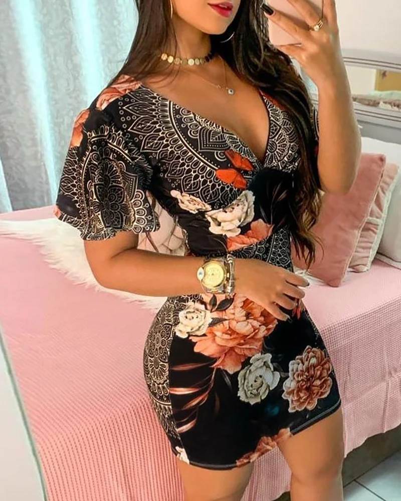Spring Summer Women's Bodycon Dress 2022 New Vintage Print V-Neck Skinny Mini Plunge Floral Dress Office Ladies Elegant Outfits
Spring Summer Women's Bodycon Dress 2022 New Vintage Print V-Neck Skinny Mini Plunge Floral Dress Office Ladies Elegant Outfits