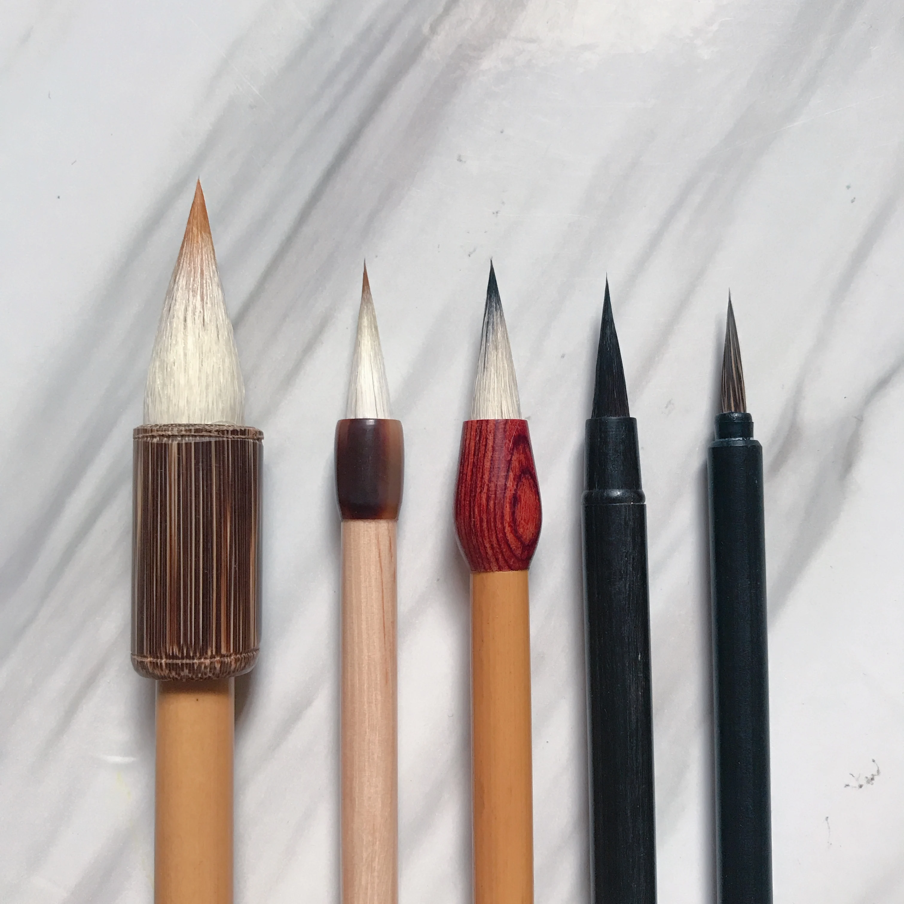 Ручной работы художника волос воды Цвет Краски щетка для очистки воды Цвет нижний чехол кисточки для письма товары для рукоделия 
Ручной работы художника волос воды Цвет Краски щетка для очистки воды Цвет нижний чехол кисточки для письма товары для рукоделия