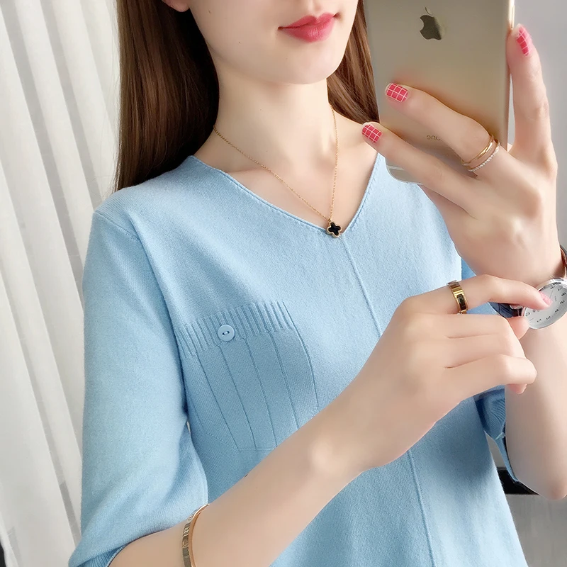 Spring new V-neck ice silk T-shirt women's seven point sleeve top loose thin base shirt middle sleeve for summer
Spring new V-neck ice silk T-shirt women's seven point sleeve top loose thin base shirt middle sleeve for summer