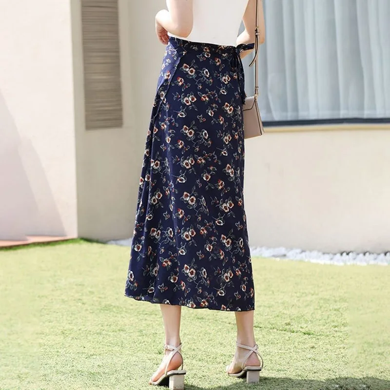 Korean Version Of The Summer New Mid-Length One-Piece Chiffon Skirt High Waist Bag Hip Skirt
Korean Version Of The Summer New Mid-Length One-Piece Chiffon Skirt High Waist Bag Hip Skirt