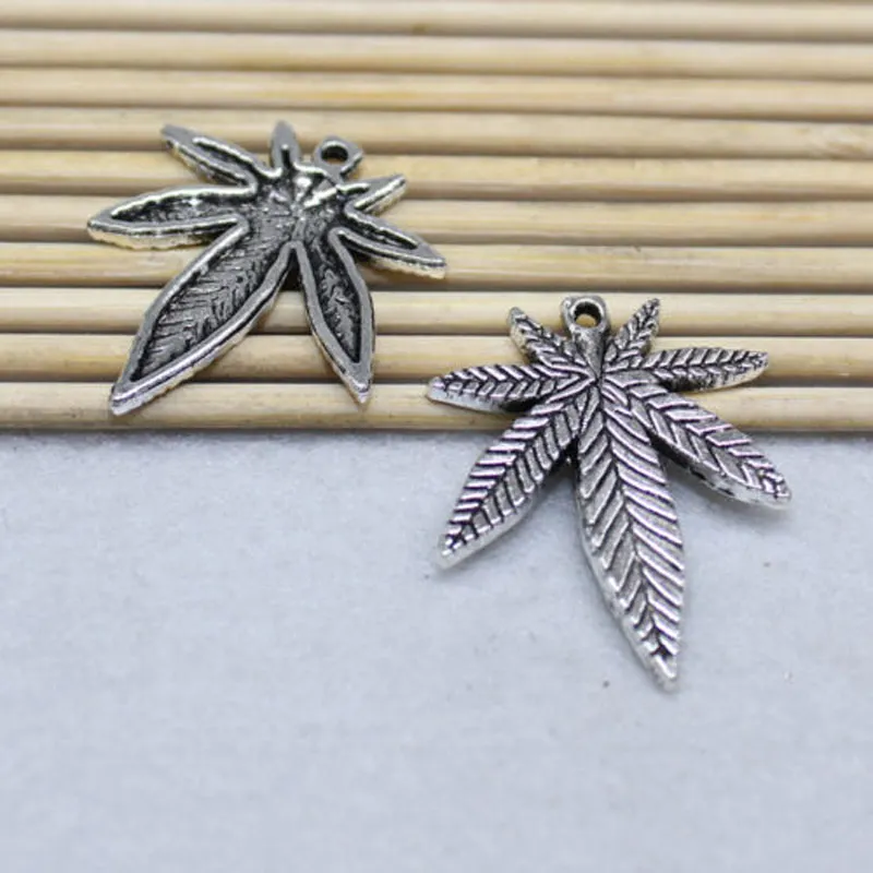 4Pcs Green Pot Leaf Weed Round Leaf Green Drop Oil Charms Pendant Accessories DIY Handmade Necklace Jewelry Making Supplies
4Pcs Green Pot Leaf Weed Round Leaf Green Drop Oil Charms Pendant Accessories DIY Handmade Necklace Jewelry Making Supplies
