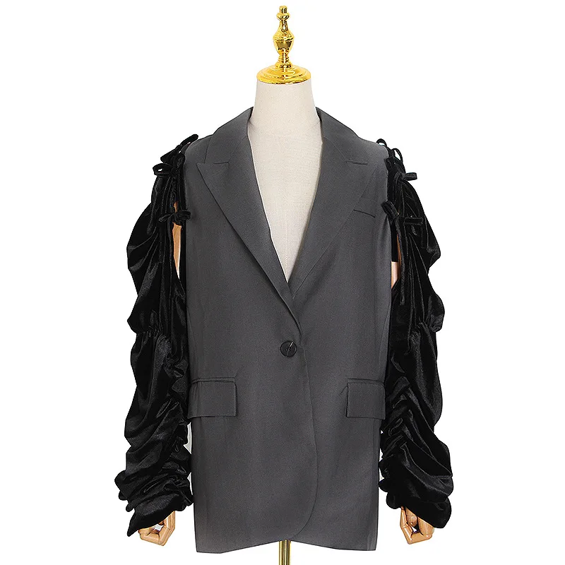 Small crowd design new fashion sexy detachable sleeve gray black stitching casual suit jacket
Small crowd design new fashion sexy detachable sleeve gray black stitching casual suit jacket