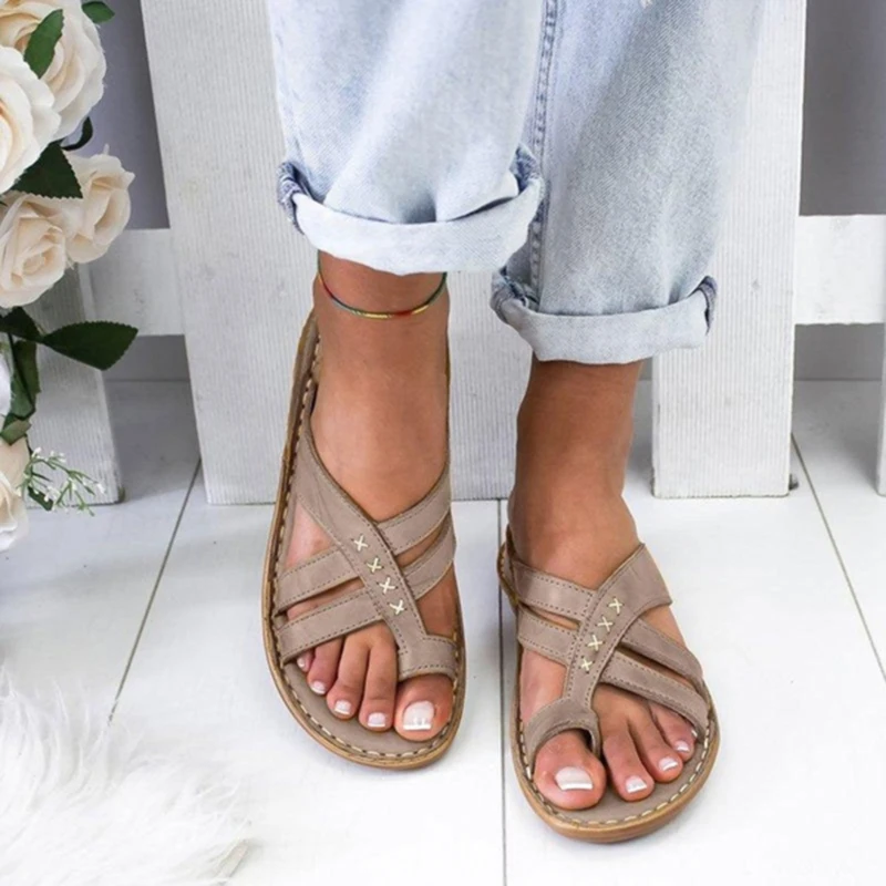 Women Sandals Rome Style Summer Sandals for 2020 Flip Flops Plus Size 36-43 Flat Sandals Beach Summer Zapatos Mujer Casual Shoes
Women Sandals Rome Style Summer Sandals for 2020 Flip Flops Plus Size 36-43 Flat Sandals Beach Summer Zapatos Mujer Casual Shoes