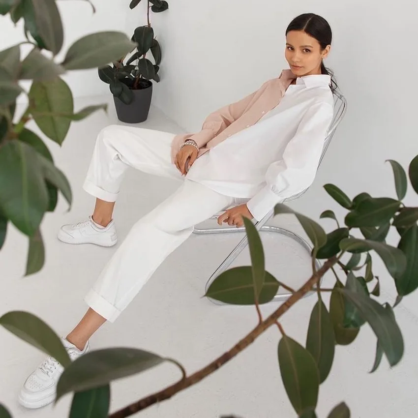 Spring and Autumn white lapel temperament commuting long sleeves simple versatile design multi-color ladies blouse
Spring and Autumn white lapel temperament commuting long sleeves simple versatile design multi-color ladies blouse