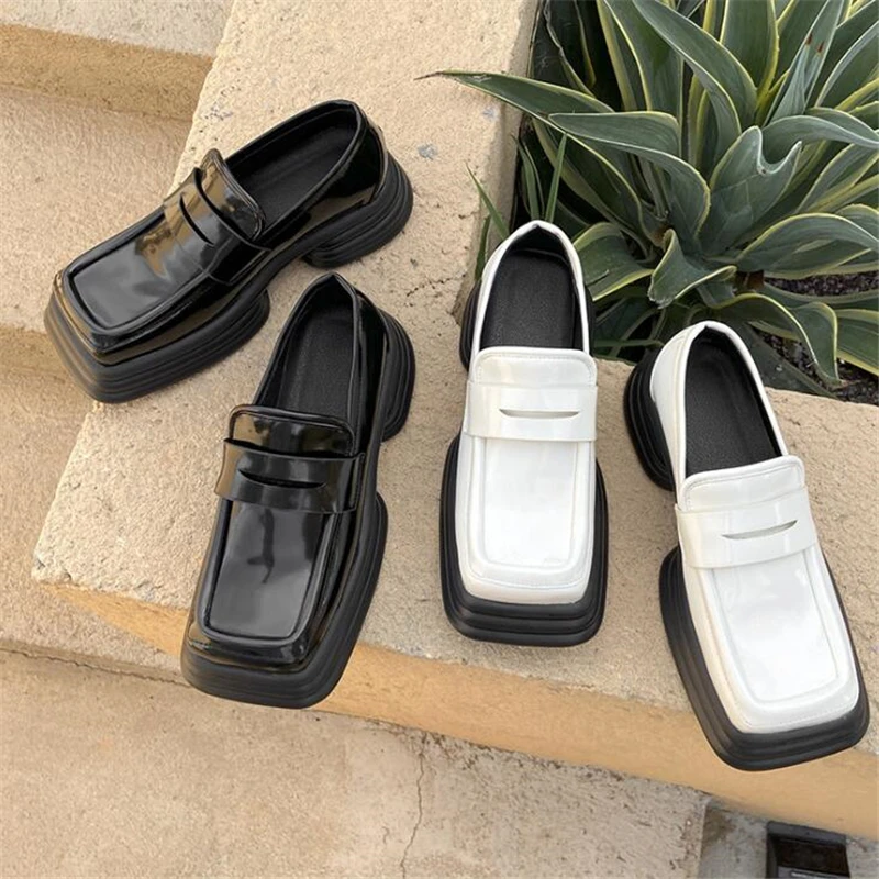 Punk Goth Style Women Loafers Y2K Design Lolita Shoes Women's Platform Flats Square Toe Ladies Leather Mary Jane Shoes
Punk Goth Style Women Loafers Y2K Design Lolita Shoes Women's Platform Flats Square Toe Ladies Leather Mary Jane Shoes