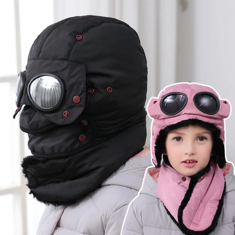 Children's hat For winter skiing and biking and fleece warm hat for boys and girls, one detachable hood
Children's hat For winter skiing and biking and fleece warm hat for boys and girls, one detachable hood