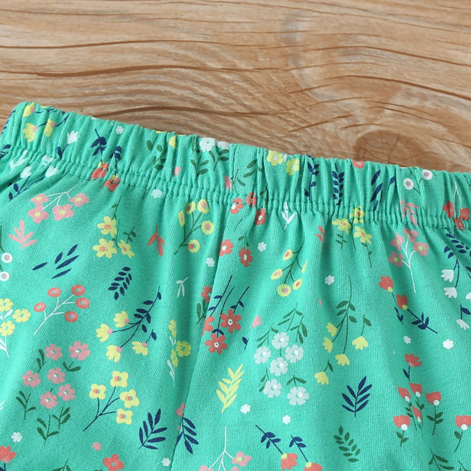 Newborn Summer Baby Girls Sets Infant Short Sleeves Floral Printed Tops+floral Shorts Outfit Kids Fashion Clothes Suits
Newborn Summer Baby Girls Sets Infant Short Sleeves Floral Printed Tops+floral Shorts Outfit Kids Fashion Clothes Suits