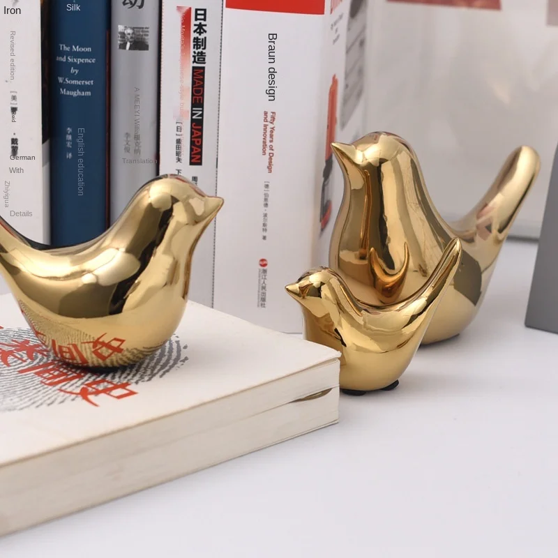 Nordic Gold Ceramic Creative Bird Ornaments Home Decoration Desktop Room Office Living Room Wine Cabinet Home Decor Accessories
Nordic Gold Ceramic Creative Bird Ornaments Home Decoration Desktop Room Office Living Room Wine Cabinet Home Decor Accessories