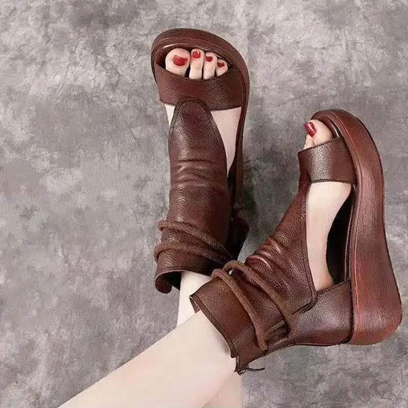 2021 Women Summer Sandals Mid Heels Wedges Shoes Ladies Vintage PU Leather Plus Size Sandalias Mujer Sapato Feminino
2021 Women Summer Sandals Mid Heels Wedges Shoes Ladies Vintage PU Leather Plus Size Sandalias Mujer Sapato Feminino