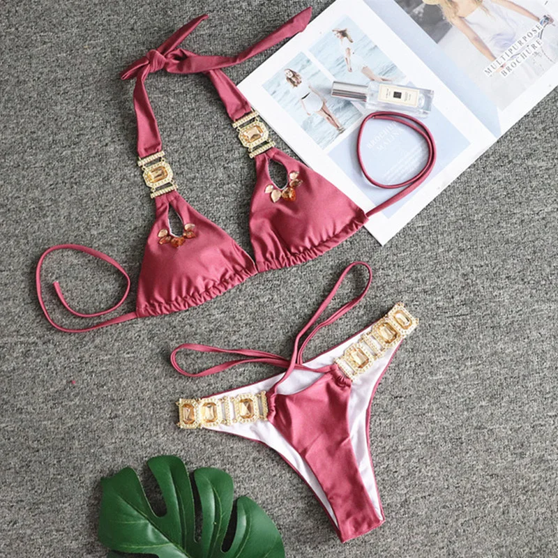 Fashion Swimsuit 2021 Summer New Bikini Sexy Crystal Diamond Bandage Solid Color Split Backless Beach Female Swimsuit Suit 
Fashion Swimsuit 2021 Summer New Bikini Sexy Crystal Diamond Bandage Solid Color Split Backless Beach Female Swimsuit Suit