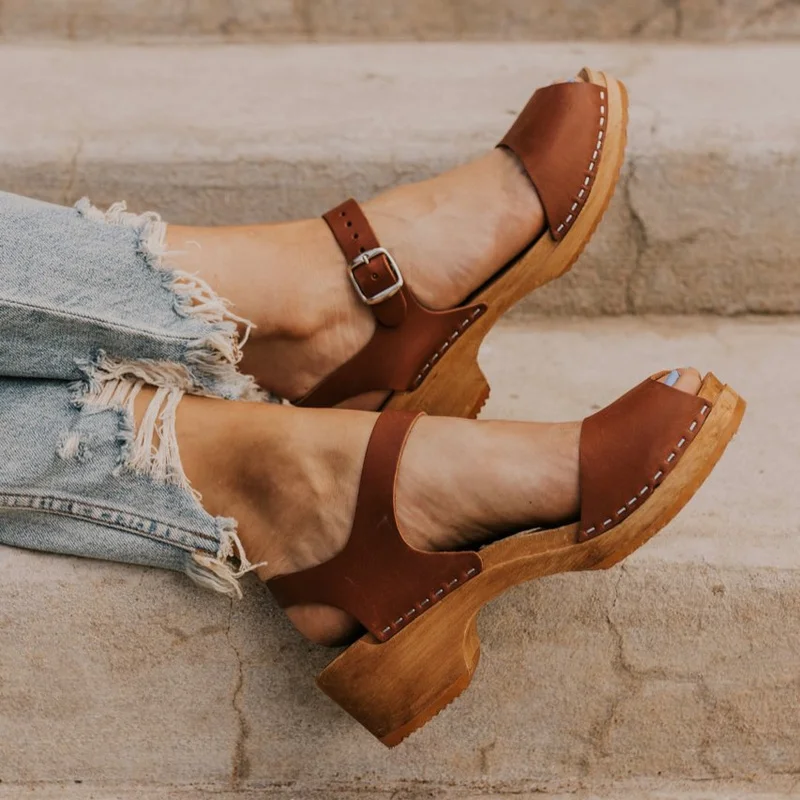 Women's Solid Color PU Car Stitching Wood Heel Buckle Simple Pull-on Open Toe Fashion Casual All-match Summer Sandals ZQ0333
Women's Solid Color PU Car Stitching Wood Heel Buckle Simple Pull-on Open Toe Fashion Casual All-match Summer Sandals ZQ0333