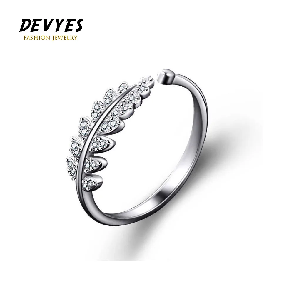 New 925 sterling silver Micro-inlaid Zircon Ring Simple Cold Wind Leaf Ring Female Opening Adjustable Personalized Jewelry
New 925 sterling silver Micro-inlaid Zircon Ring Simple Cold Wind Leaf Ring Female Opening Adjustable Personalized Jewelry