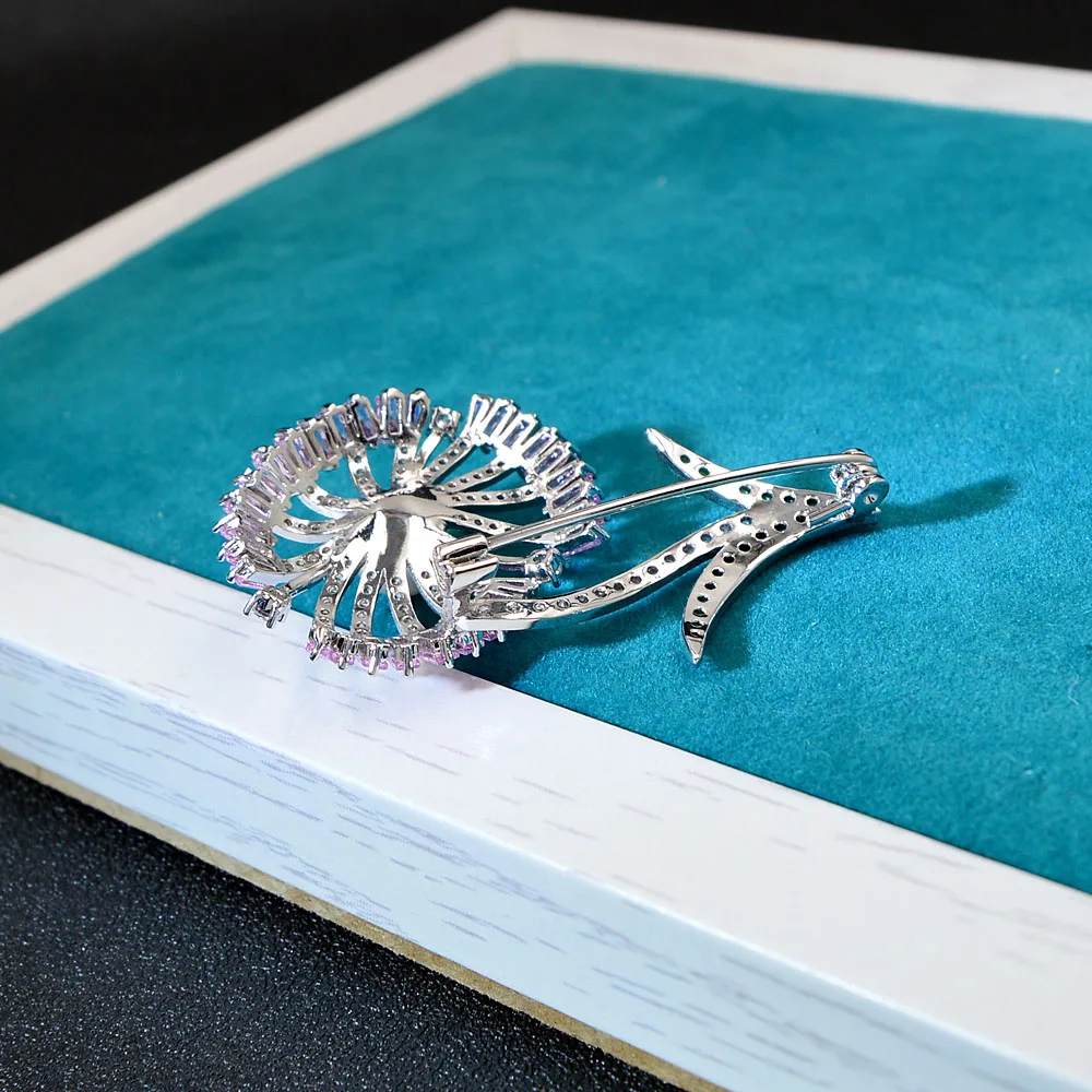CINDY XIANG New Arrival Cubic Zirconia Dandelion Brooches For Women Copper Jewelry High Quality Beautiful Fashion Pin 2 Colors
CINDY XIANG New Arrival Cubic Zirconia Dandelion Brooches For Women Copper Jewelry High Quality Beautiful Fashion Pin 2 Colors
