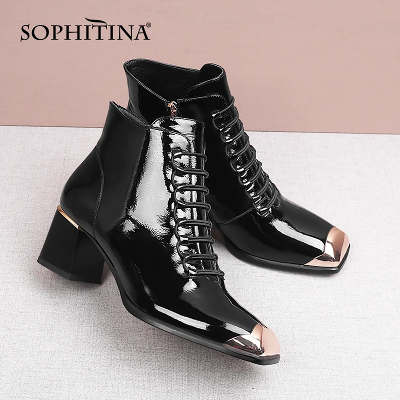 SOPHITINA Модные ботильоны высокого качества Лакированная кожа с металлическим круглым носом, сапоги на молнии с квадратным каблуком ботинки н... 
SOPHITINA Модные ботильоны высокого качества Лакированная кожа с металлическим круглым носом, сапоги на молнии с квадратным каблуком ботинки н...